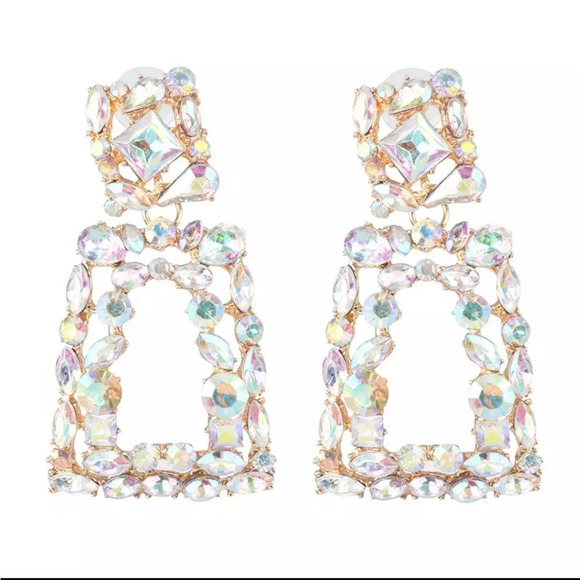 REAL HOUSEWIVES STATEMENT EARRINGS - Picture 5 of 9